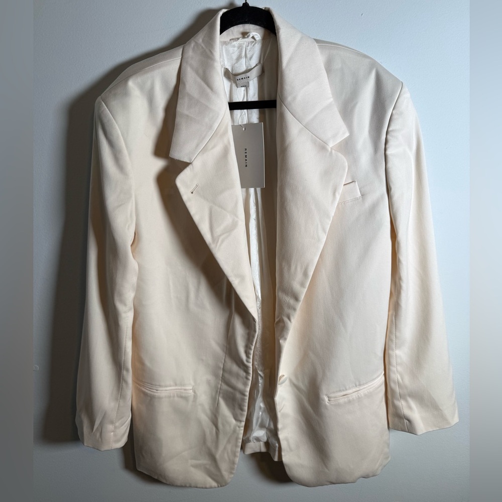 Remain Oversized Blazer Tofu Beige‎ Tailored Minimalist Career Chic NWT Size 34